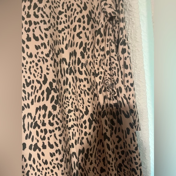 Cheetah robe - Picture 4 of 4